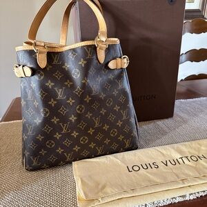 Louis Vuitton Monogram Batignolles Vertical Brown